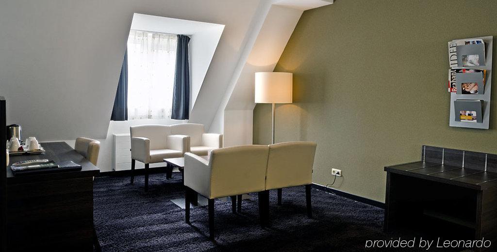 Hotel De Naaldhof Oss Szoba fotó